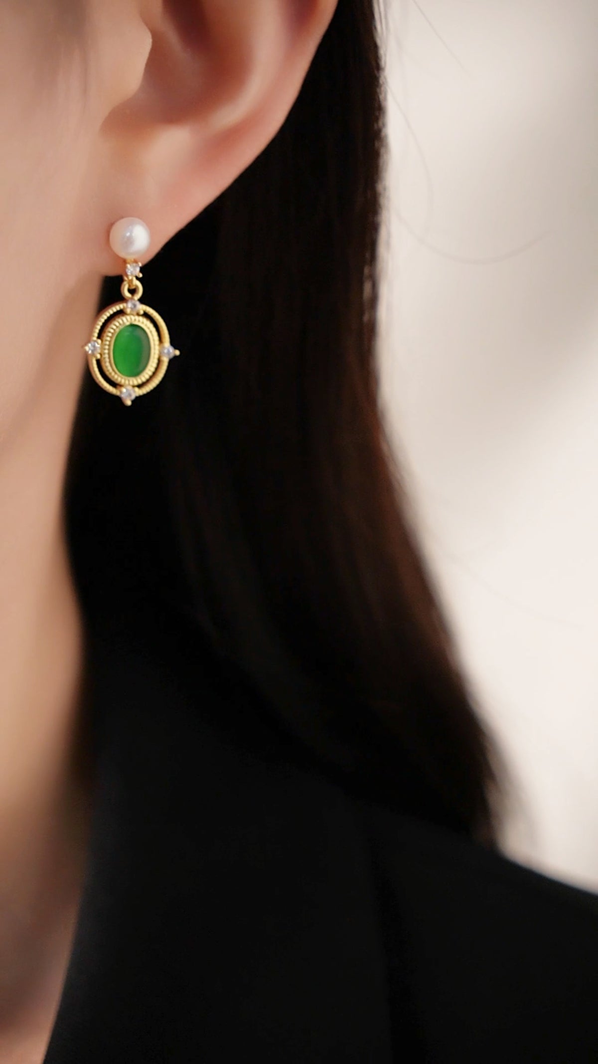 Emerald Astra Earrings