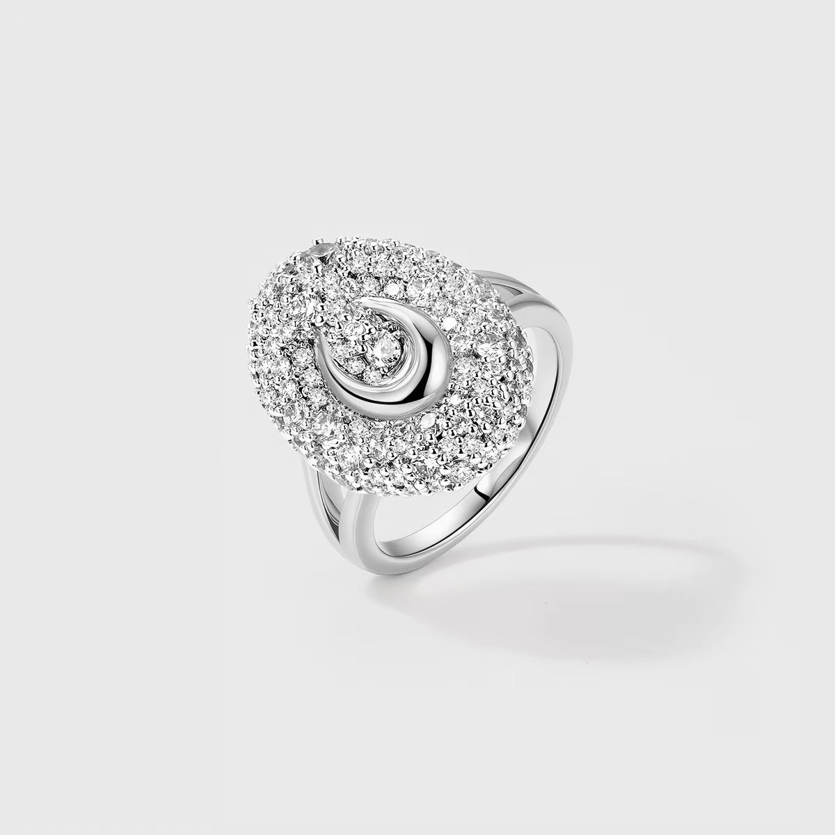 Fortuna Horsebit Ring Collection