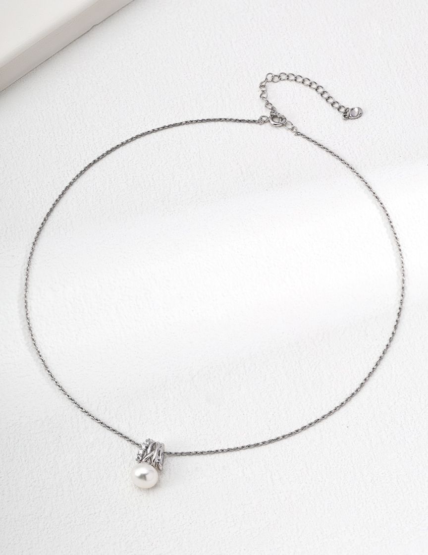Adjustable sterling silver pearl necklace