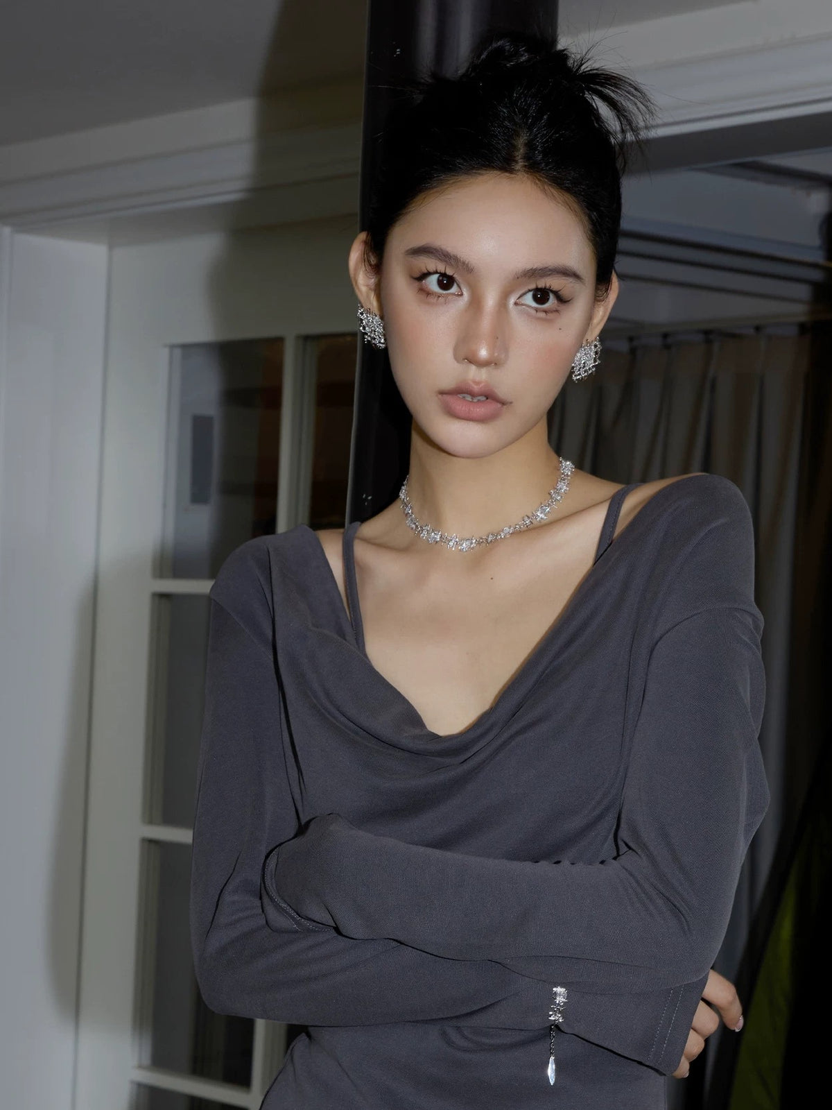 Asymmetric woven earrings