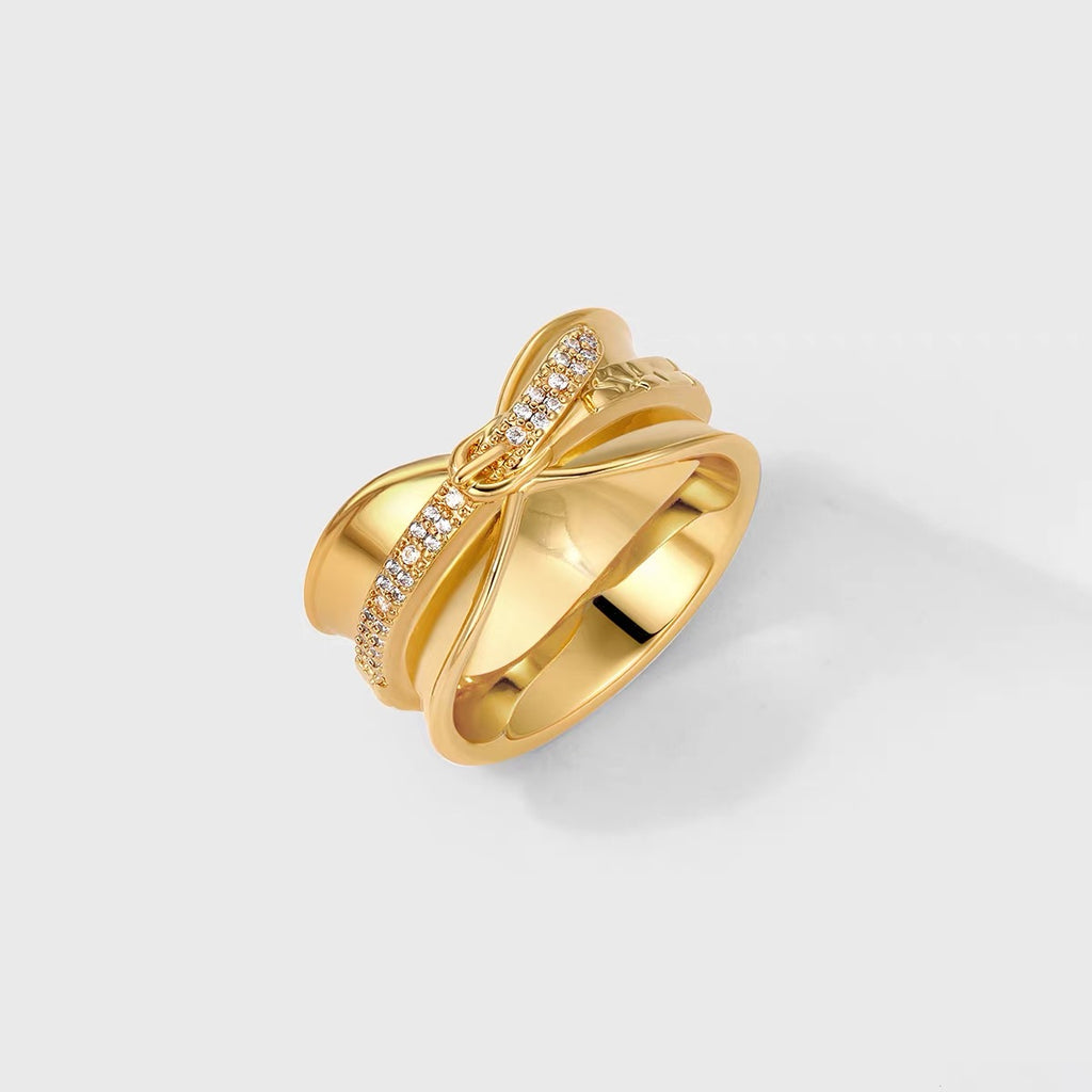 Fortuna Horsebit Ring Collection