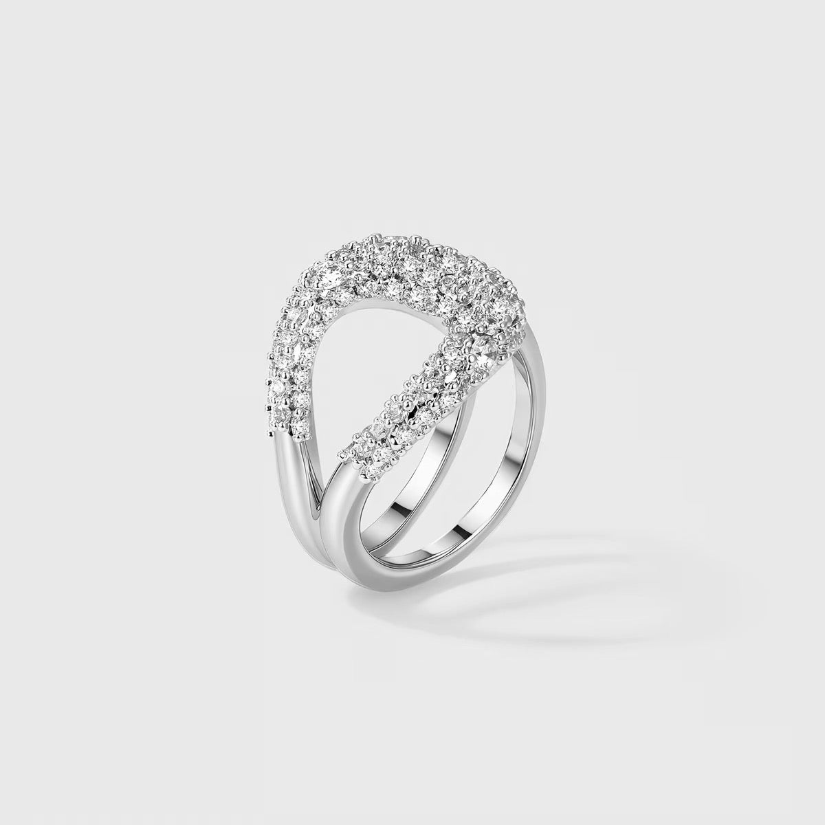 Fortuna Horsebit Ring Collection