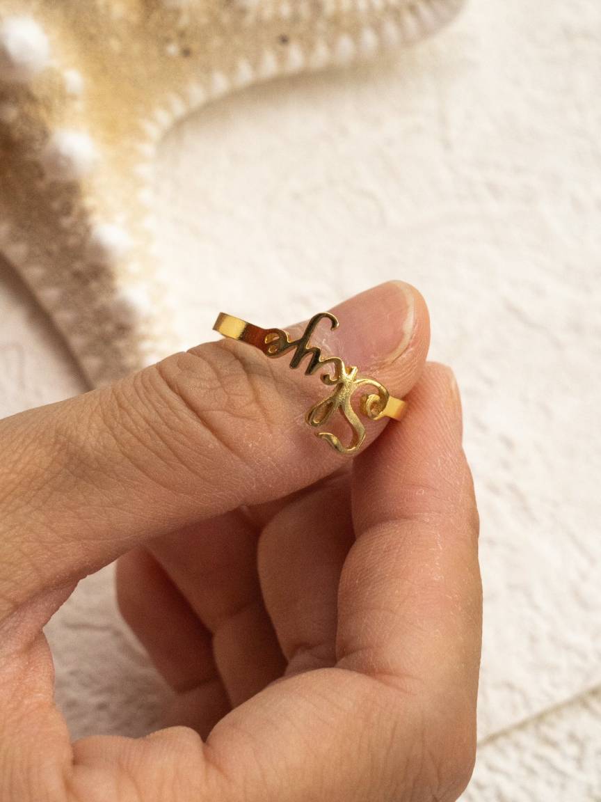 Custom gold alphabet ring