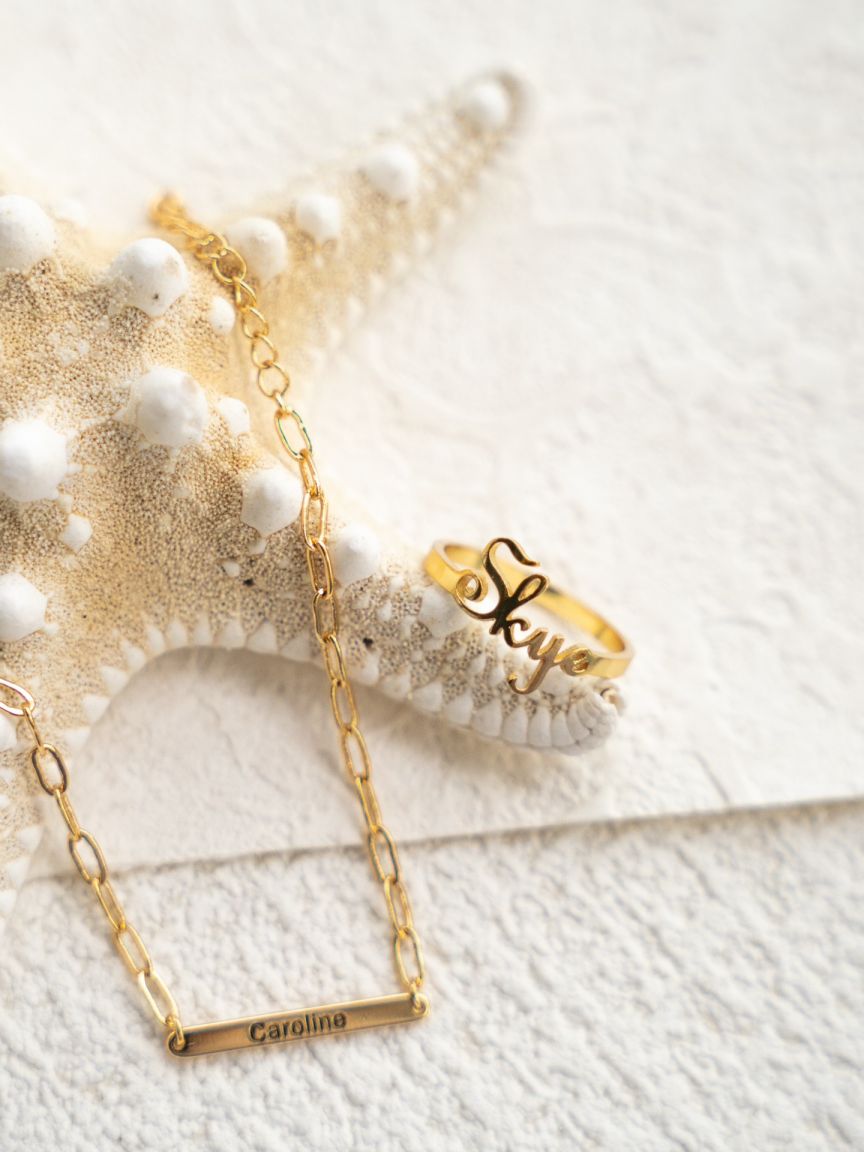 Custom name band in silver