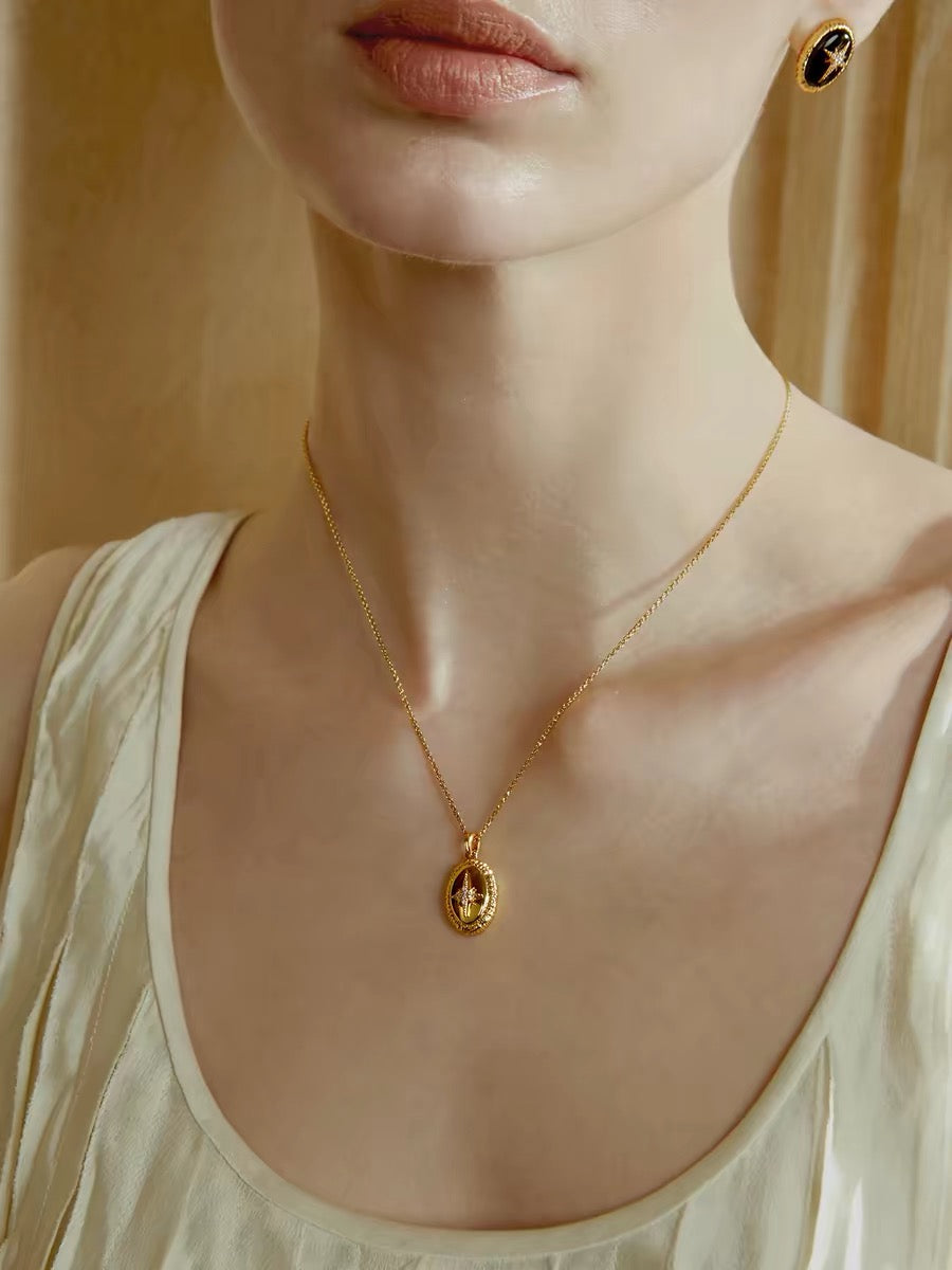 Stella Oval Pendant Necklace