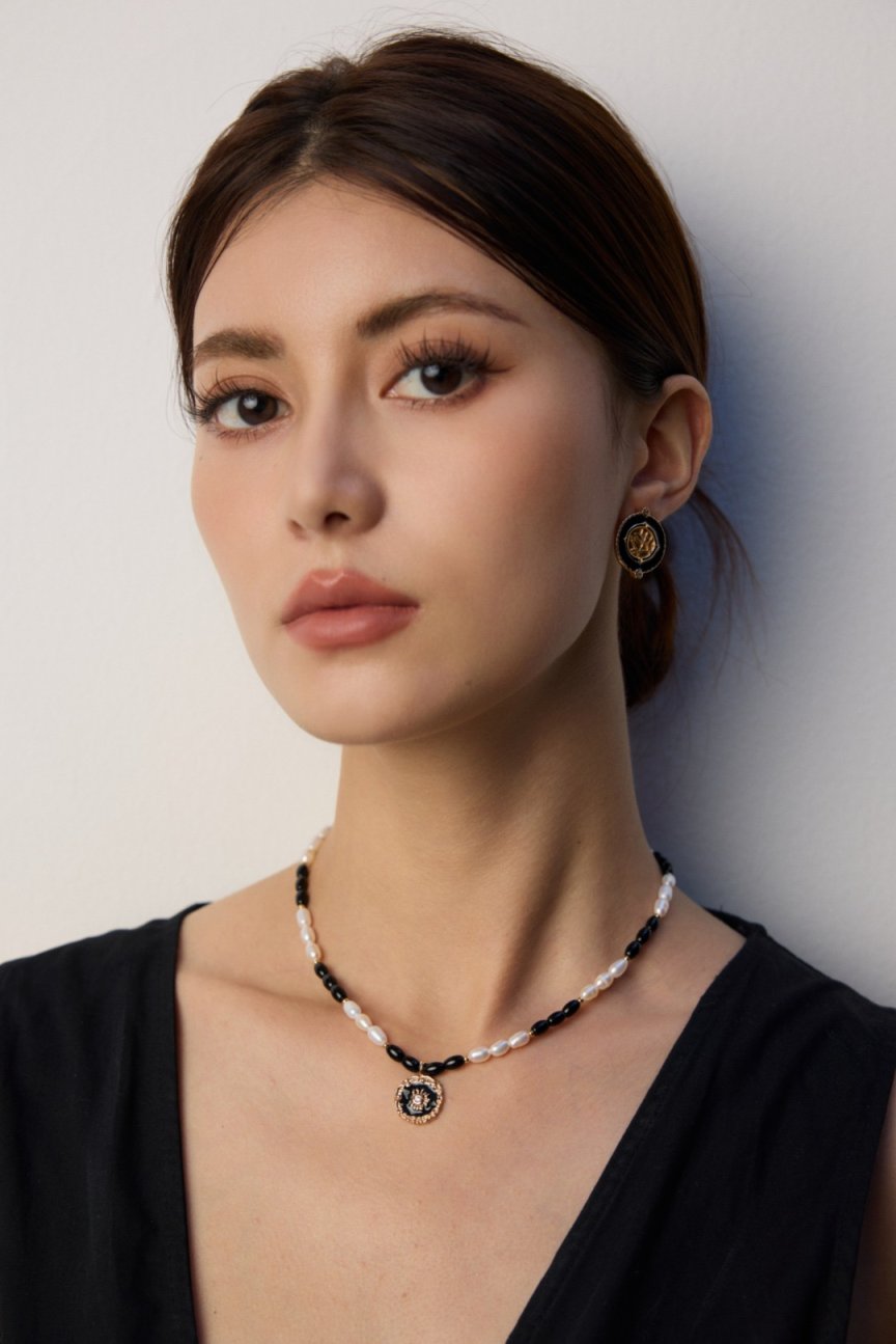 Elegant retro zircon earrings