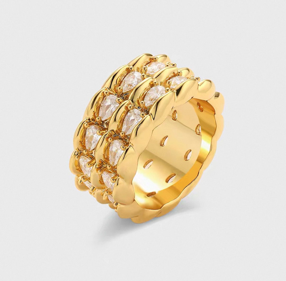 Embossed gold zircon fashion ring