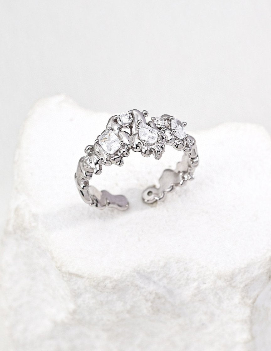 Flowing lava zircon ring for women