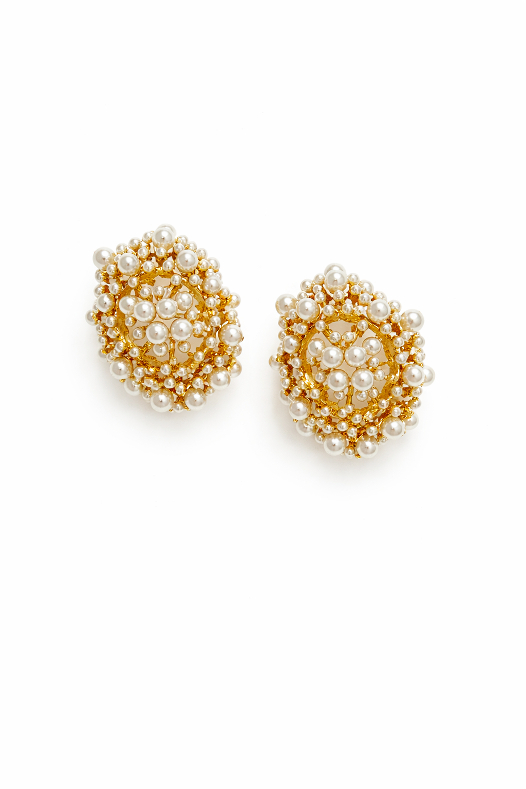 Hollow basket pearl earrings in 22K gold