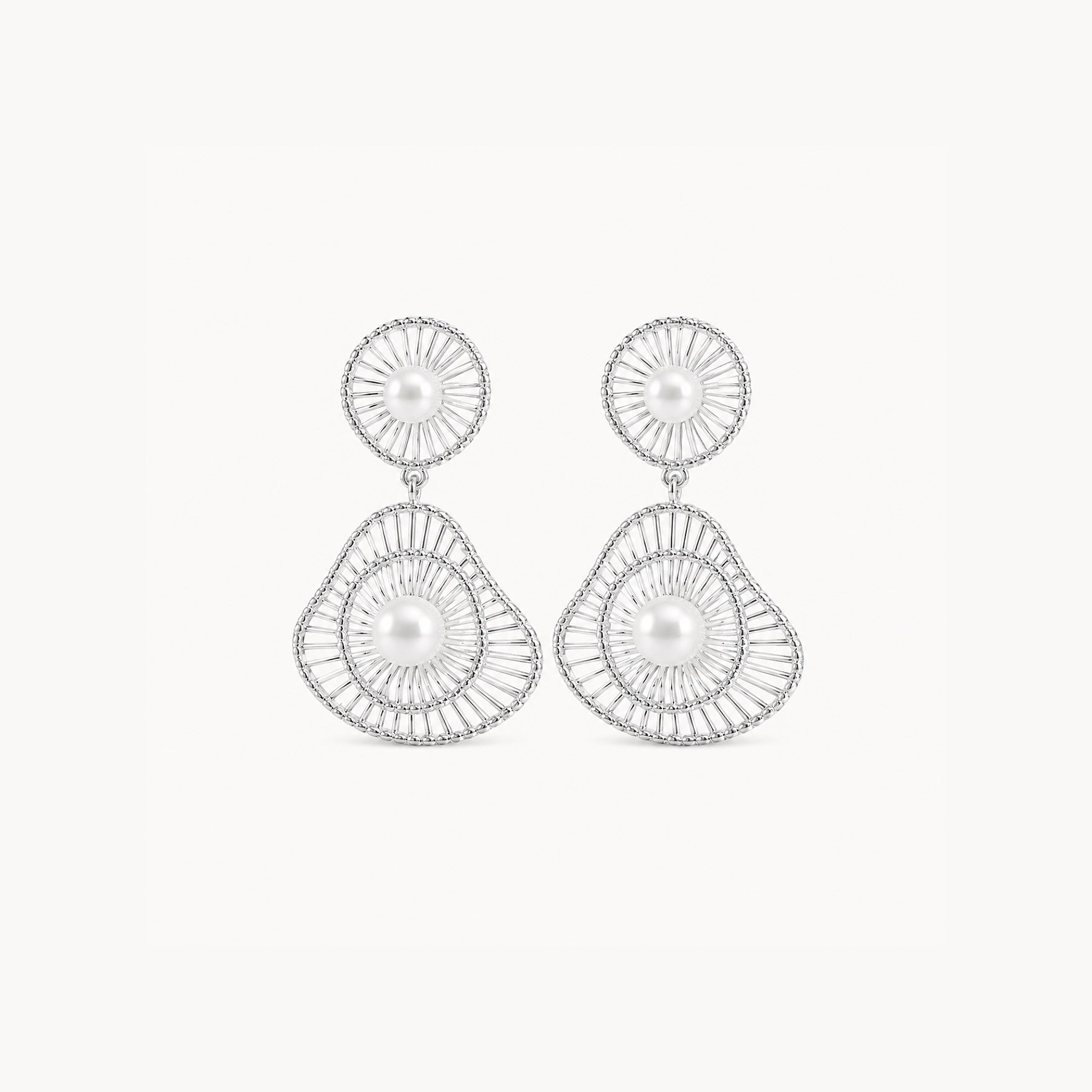 French Retro Hollow Pearl Earrings