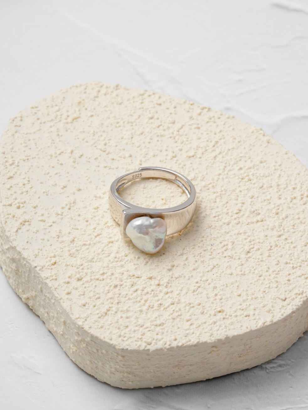 Baroque Ring