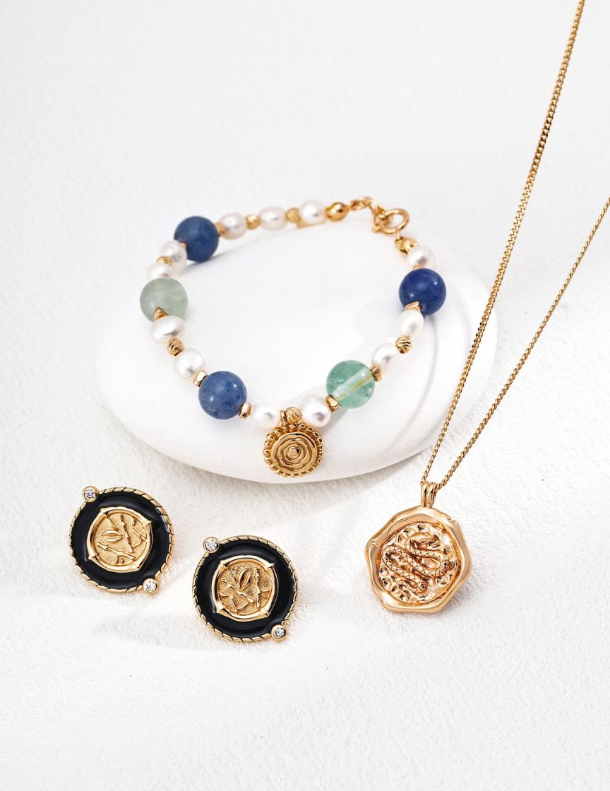 Retro silver stud earrings