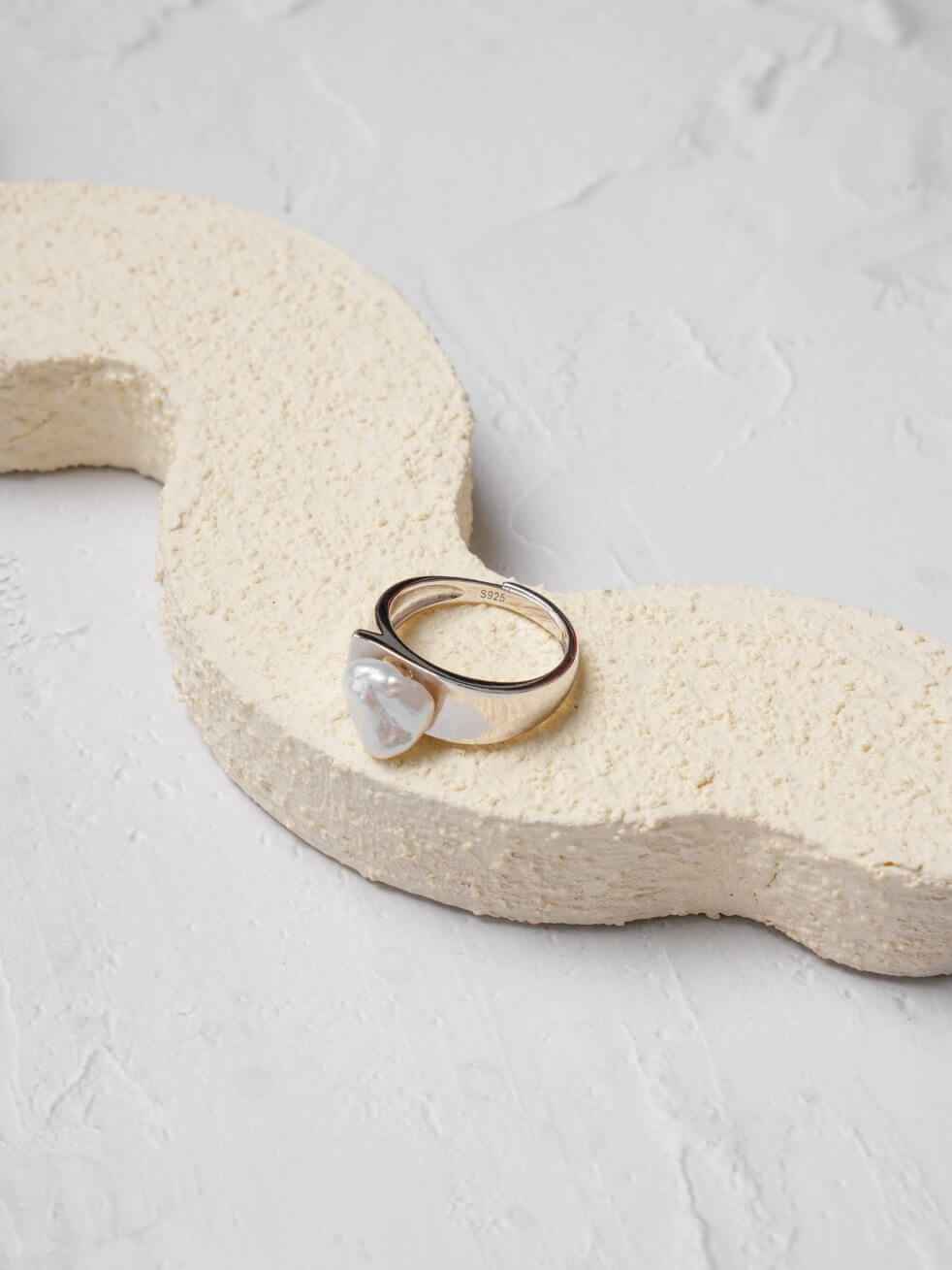 Baroque Ring