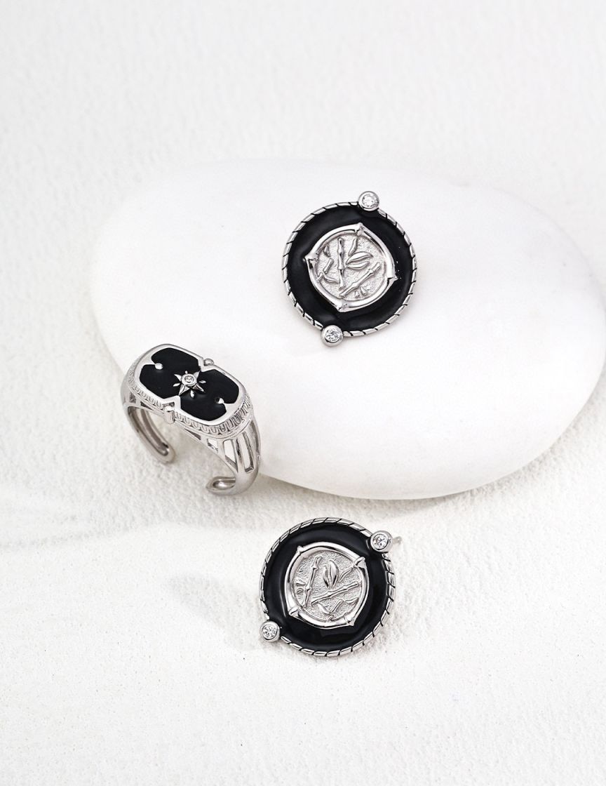 White gold retro zircon earrings