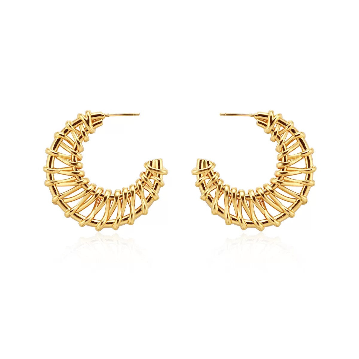 Woven earrings with high gloss finish