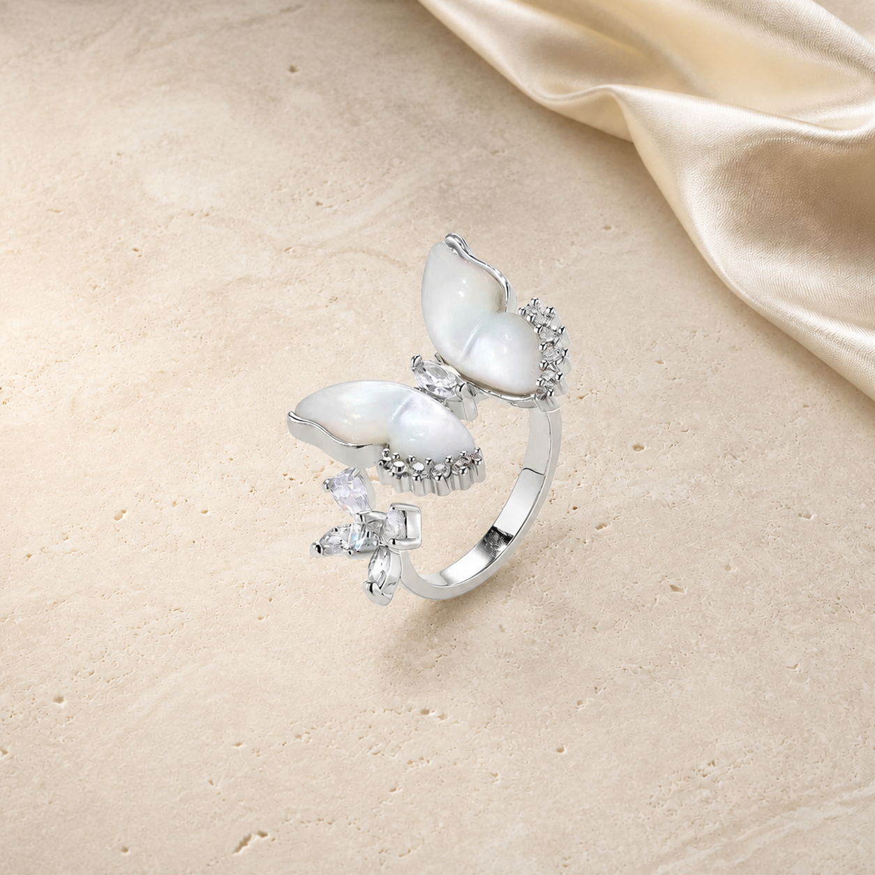 Moonveil Butterfly Ring in silver and mother of pearl