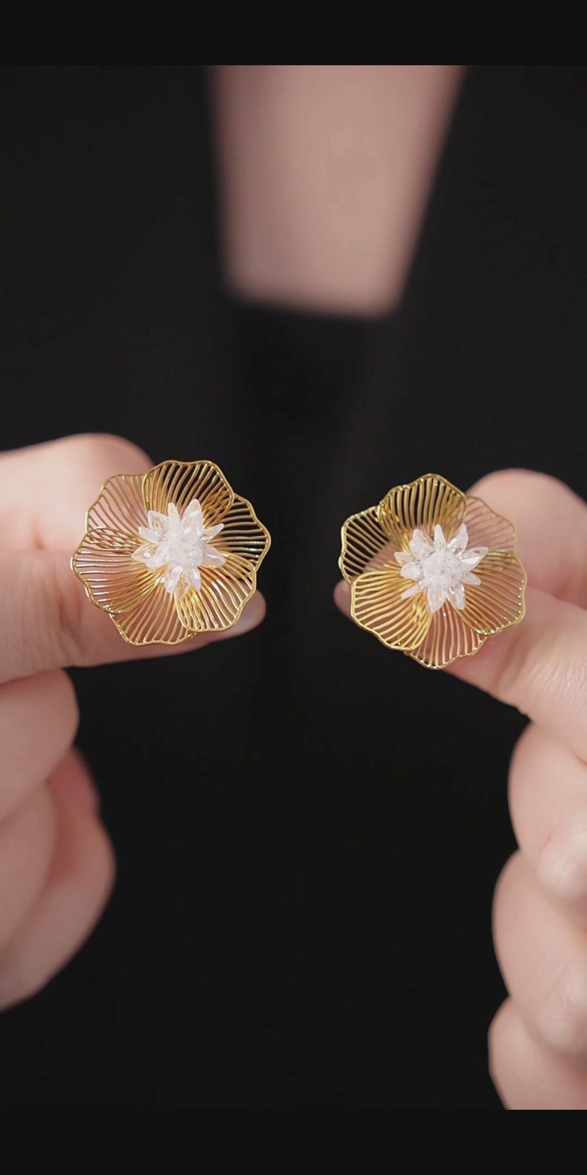 Lumière Bloom Earrings