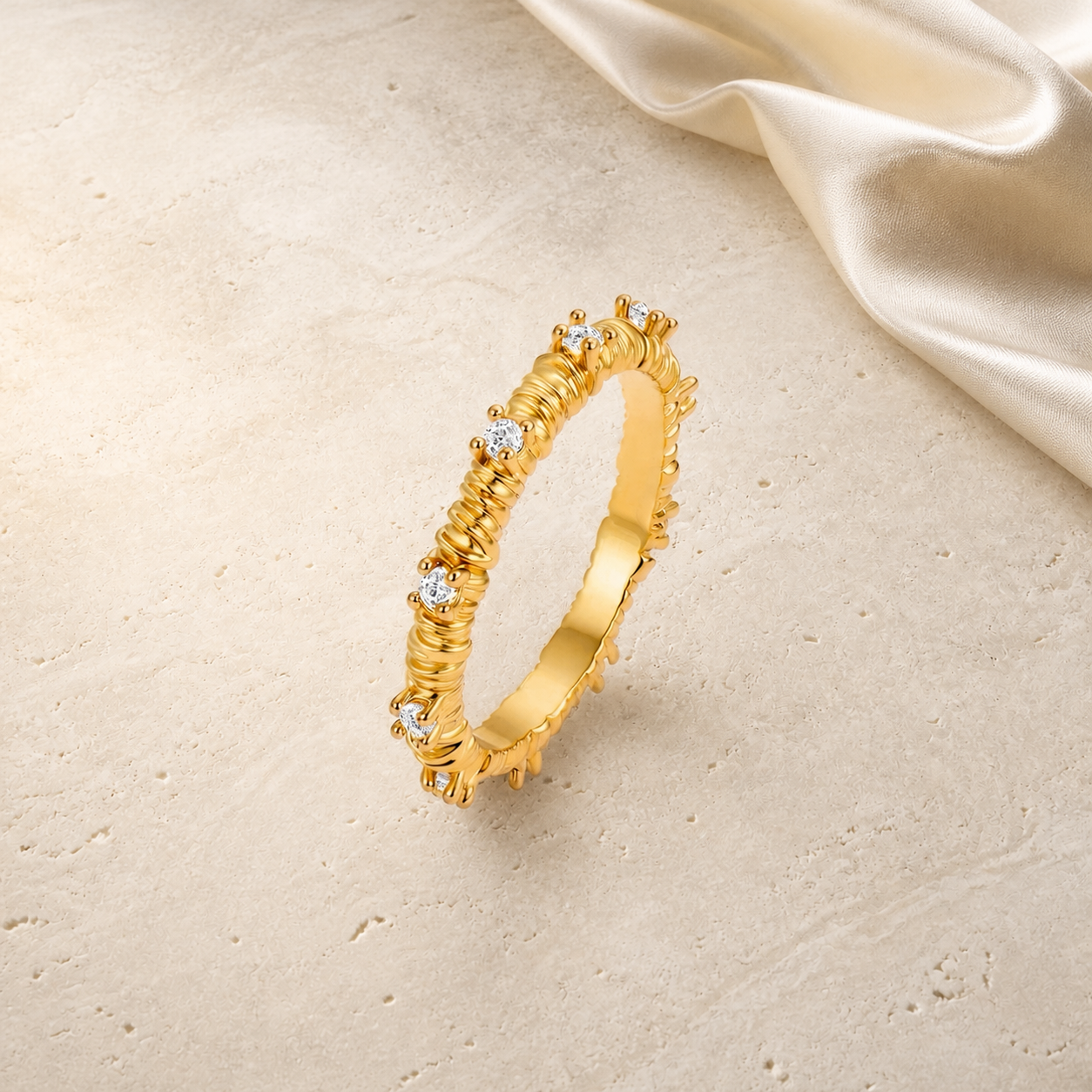 Starlit Texture Ring in gold with clear stones